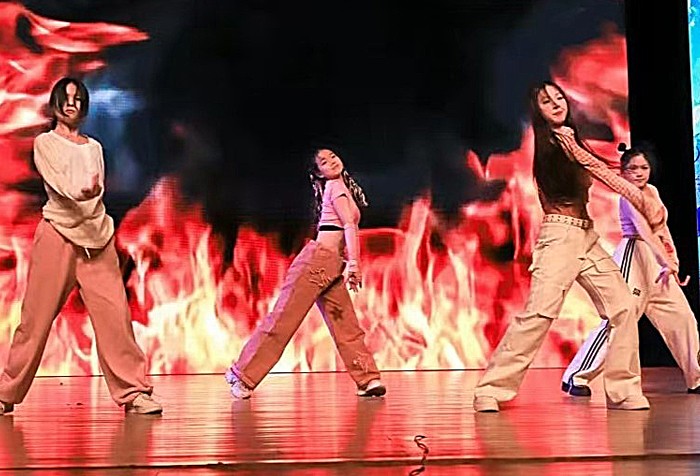 1.jpg